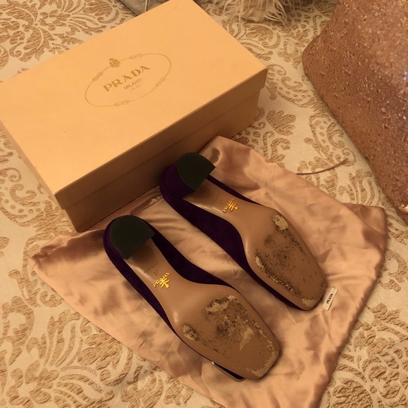 PRADA💜purple block heels! In like new condition, these are beautiful shoes!❤️ - Picture 6 of 6